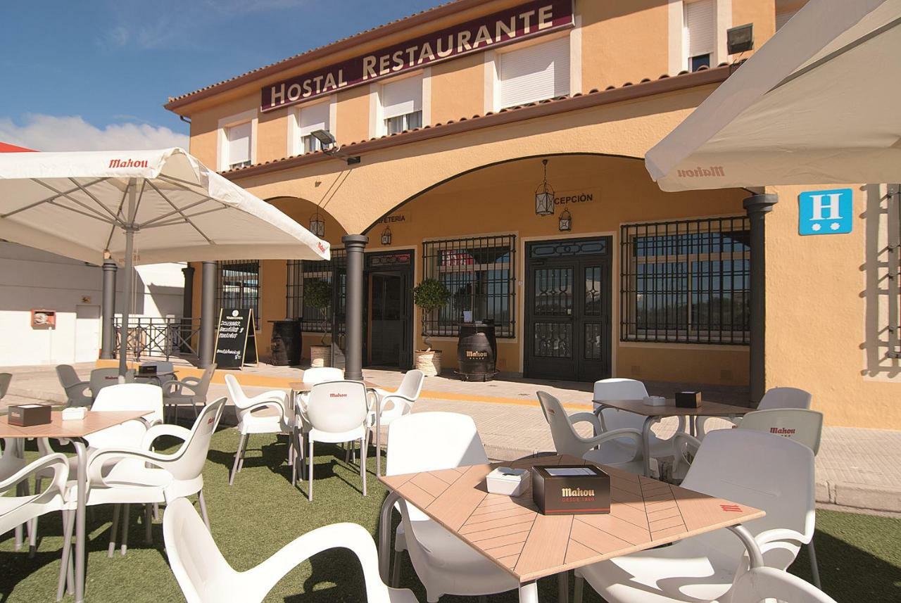 Hostal Los Batallones Torrejon de Velasco Extérieur photo